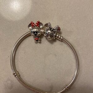 Pandora x Disney Bracelet -  18 cm with clasp